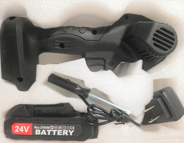 Mini Motosierra Eléctrica Recargable de Mano con Batería